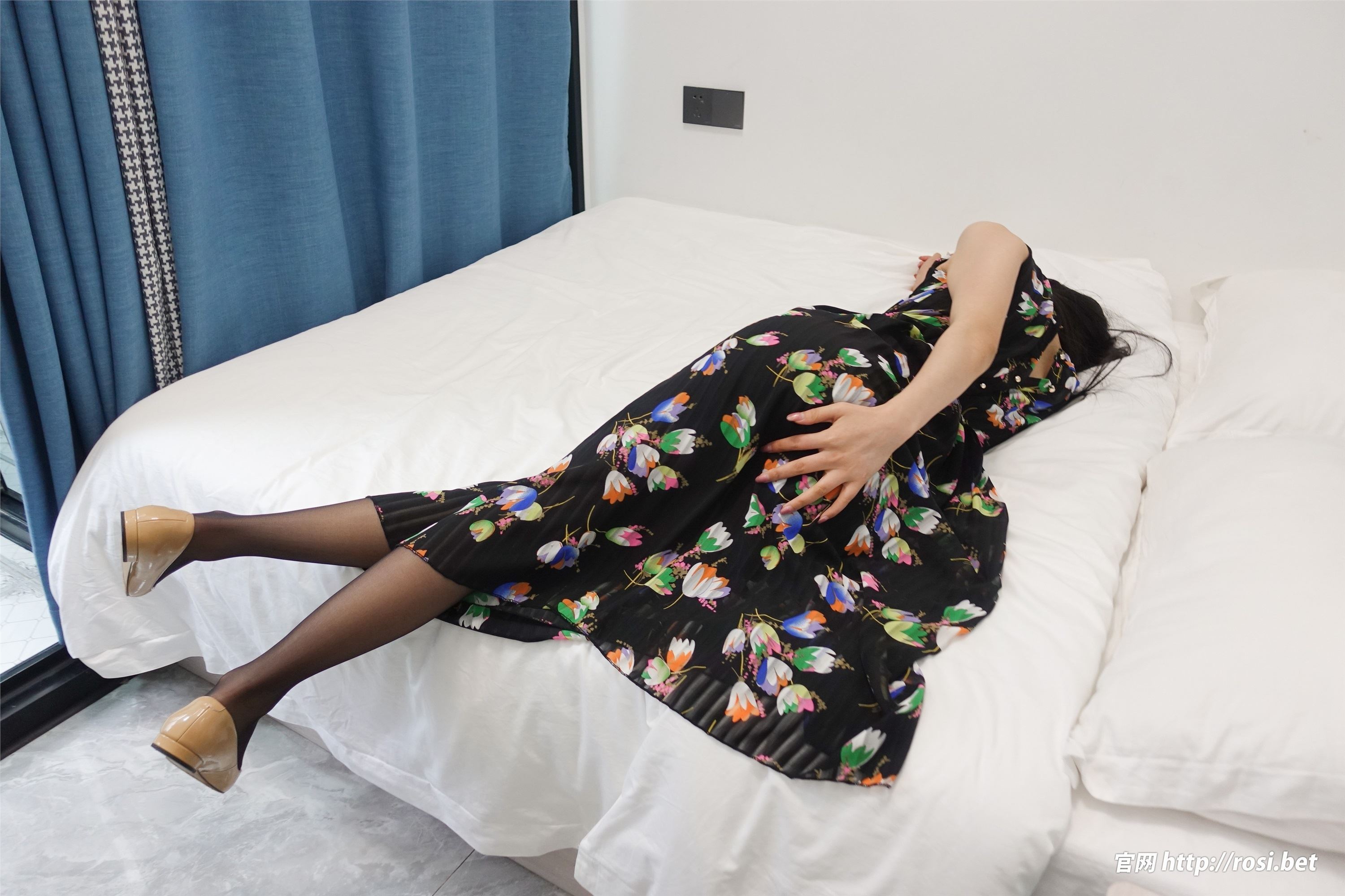 ROSI写真 2024.03.01 NO.4470